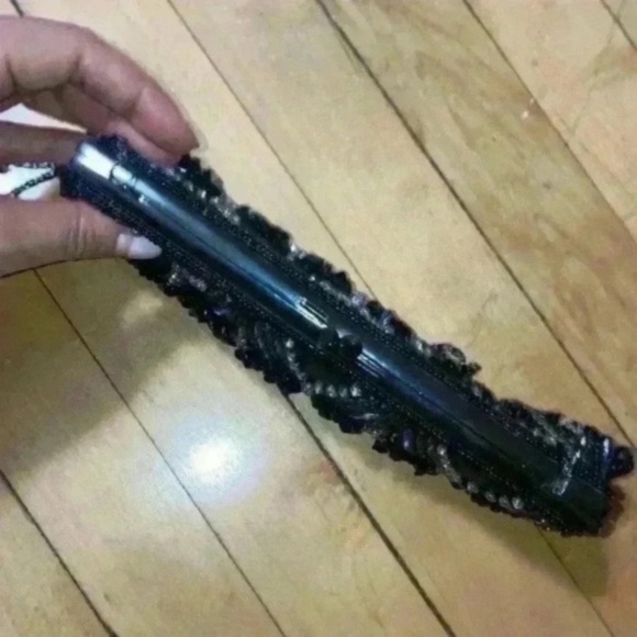 Moyna Couture Vintage Bejeweled Black Handbag - Picture 7 of 9